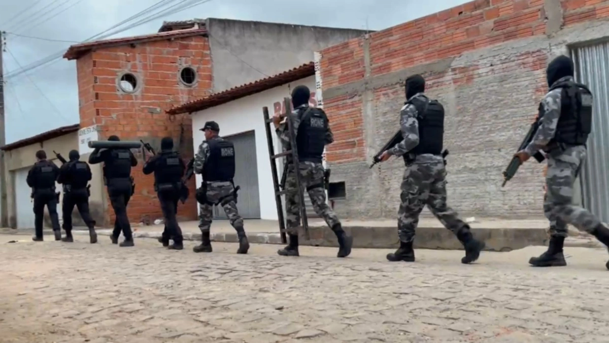 Opera O Draco Cumpre Mandados De Pris O Na Zona Leste De Teresina