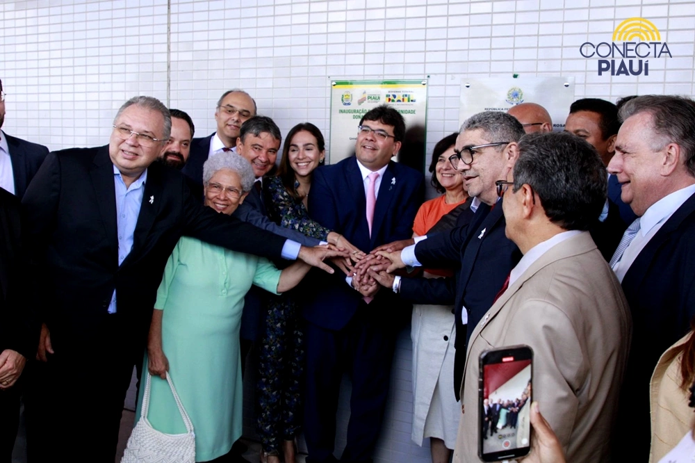 Ministra da Saúde prestigia no PI a inauguração da maior maternidade do