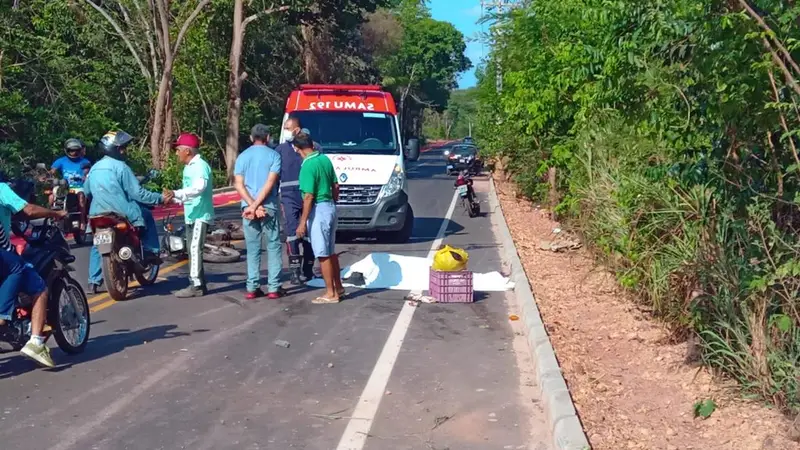 Homem Perde O Controle Da Moto Colide Contra Poste E Morre Em Teresina