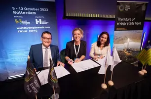 Assinatura do acordo (Foto: Reprodução)