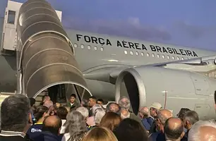 Avião chegou a Brasília trazendo 211 brasileiros (Foto: Reprodução)