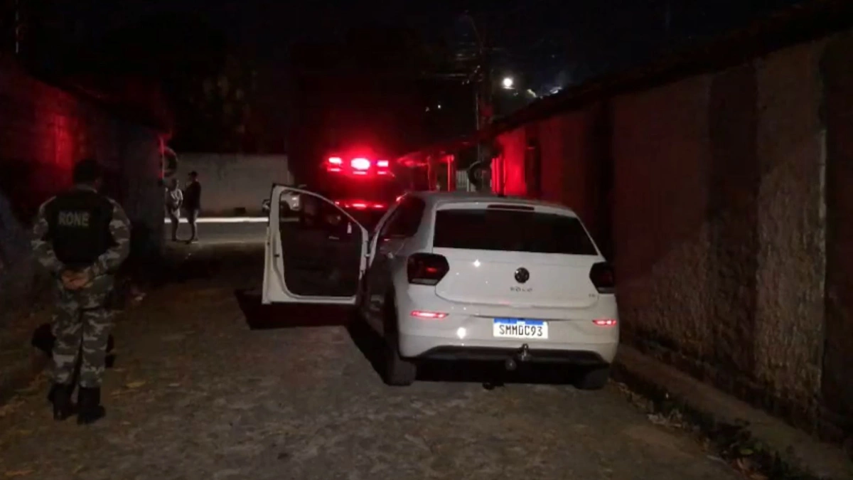 Carro de empresário encontrado ao lado do QCG