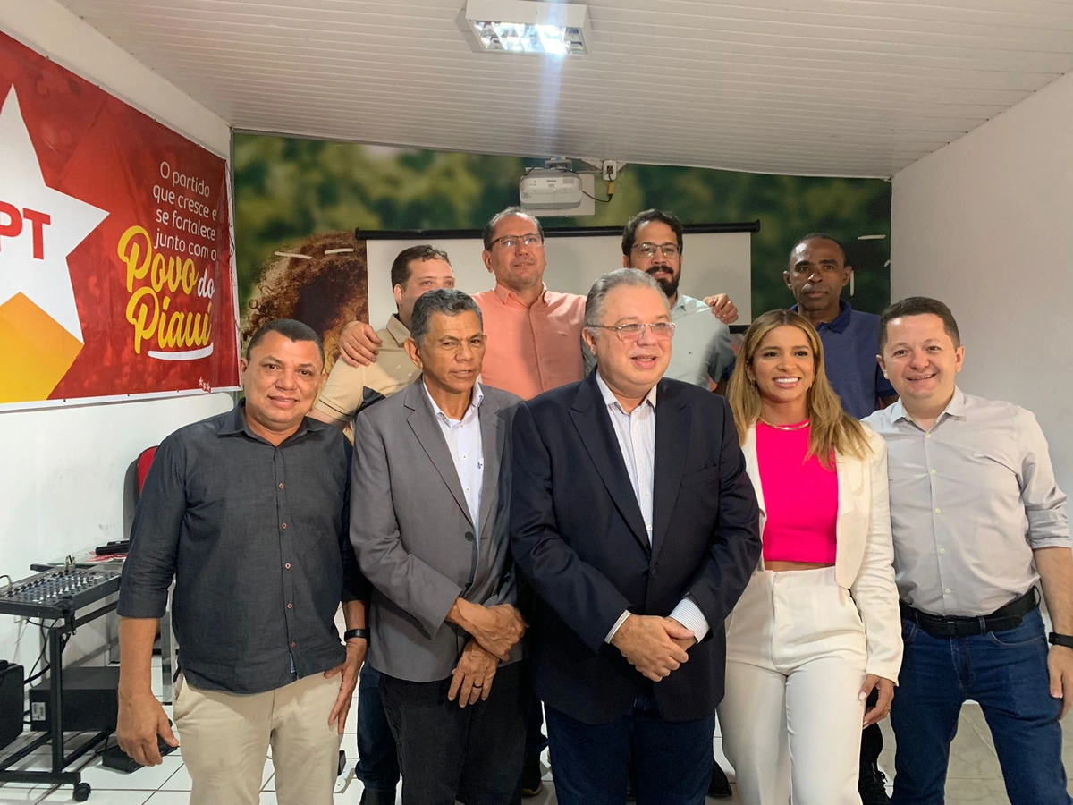 Florentino Neto anuncia desistência da pré-candidatura em Parnaíba.