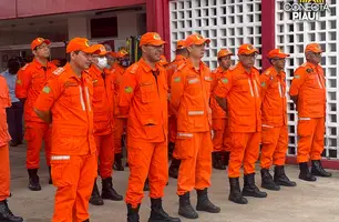 Governo entrega equipamentos de combate a incêndios ao Corpo de Bombeiros do Piauí (Foto: Tiago Moura / Conecta Piauí)