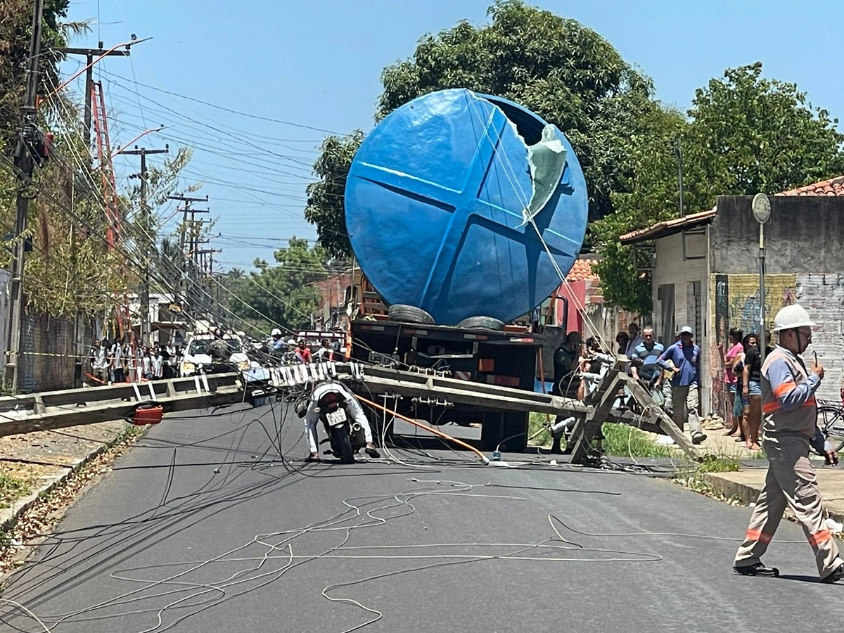 Homem morre após ser atingido por poste na zona Leste de Teresina