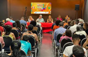 Influenciadores e comunicadores debatem a democratização da comunicação (Foto: Tiago Moura/ Conecta Piauí)