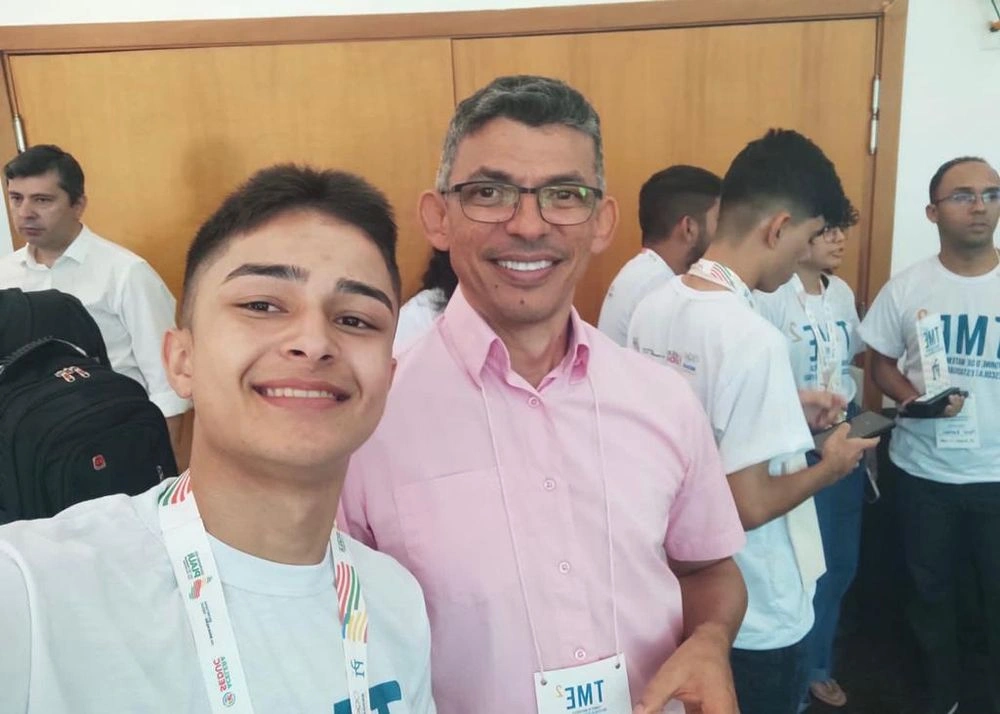 Medalhista de prata no Torneio de Matemática das Escolas Estaduais, Rômulo Amorim