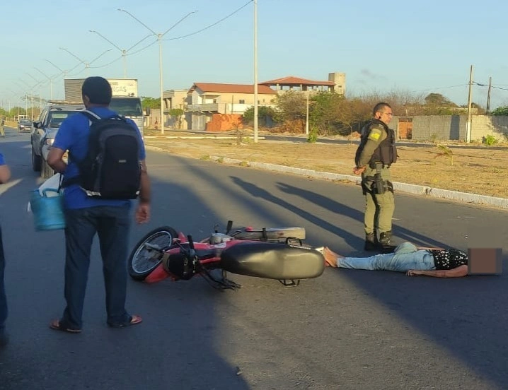 Motociclista fica ferida após assalto em Parnaíba
