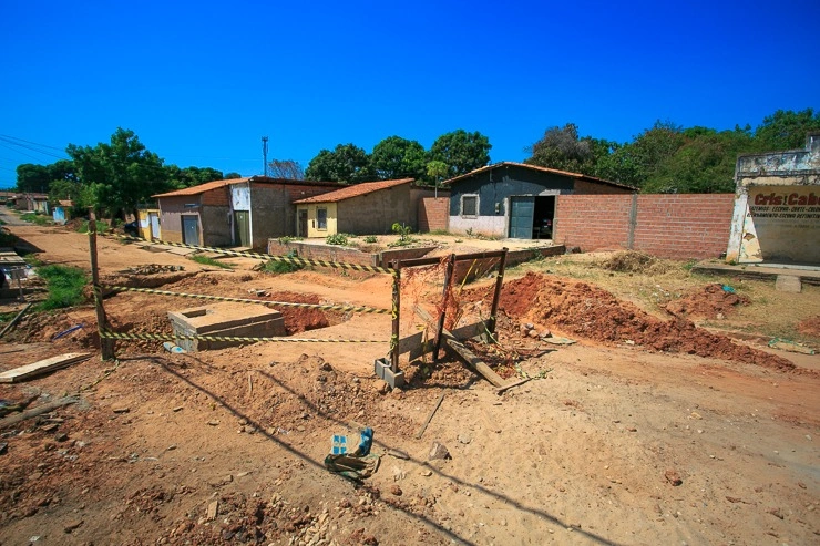 Obras em Timon