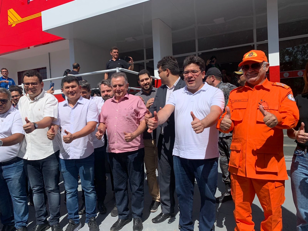 Rafael inaugura nova sede do Corpo de Bombeiros e outras obras em Parnaíba
