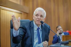 Themístocles Filho sanciona lei que cria 90 cargos com salários de até R$ 20 mil