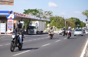 Trânsito em Teresina (Foto: Conecta Piauí)