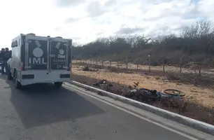 Ciclista é atropelado por carro e morre em Parnaíba; motorista não prestou socorro (Foto: Renato Carlos/Conecta Piauí)