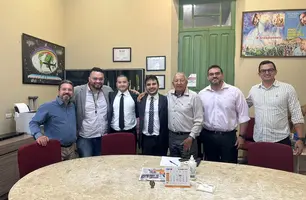 Dr. Pessoa e procuradores da FMS (Foto: Reprodução)