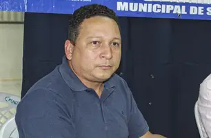 Lécio Gustavo,prefeito de Alvorada do Gurguéia (Foto: Reprodução Facebook)