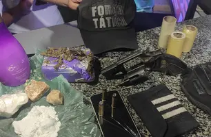 Material apreendido pela polícia (Foto: Reprodução)