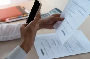 Para 53% dos brasileiros contas de água, luz e gás consomem maior parte do salário (Foto: Reprodução/Serasa)