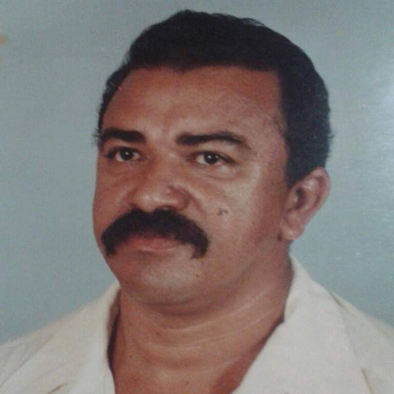 Professor Araújo