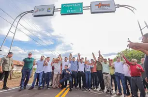 Rafael Fonteles entrega obra de recuperação da rodovia PI-460 em Picos (Foto: Governo do Piauí)