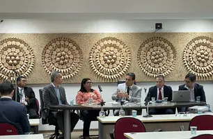 Secretário de Fazenda do Piauí apresenta relatório do 2º quadrimestre para Alepi (Foto: Tiago Moura/Conecta Piauí)