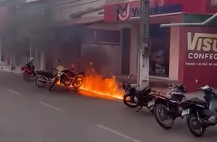 Transformador explode e causa incêndio em Esperantina (Foto: Reprodução)