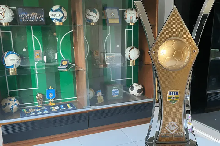 Fluminense e Altos farão a final do Piauiense Sub-15 no Lindolfo Monteiro