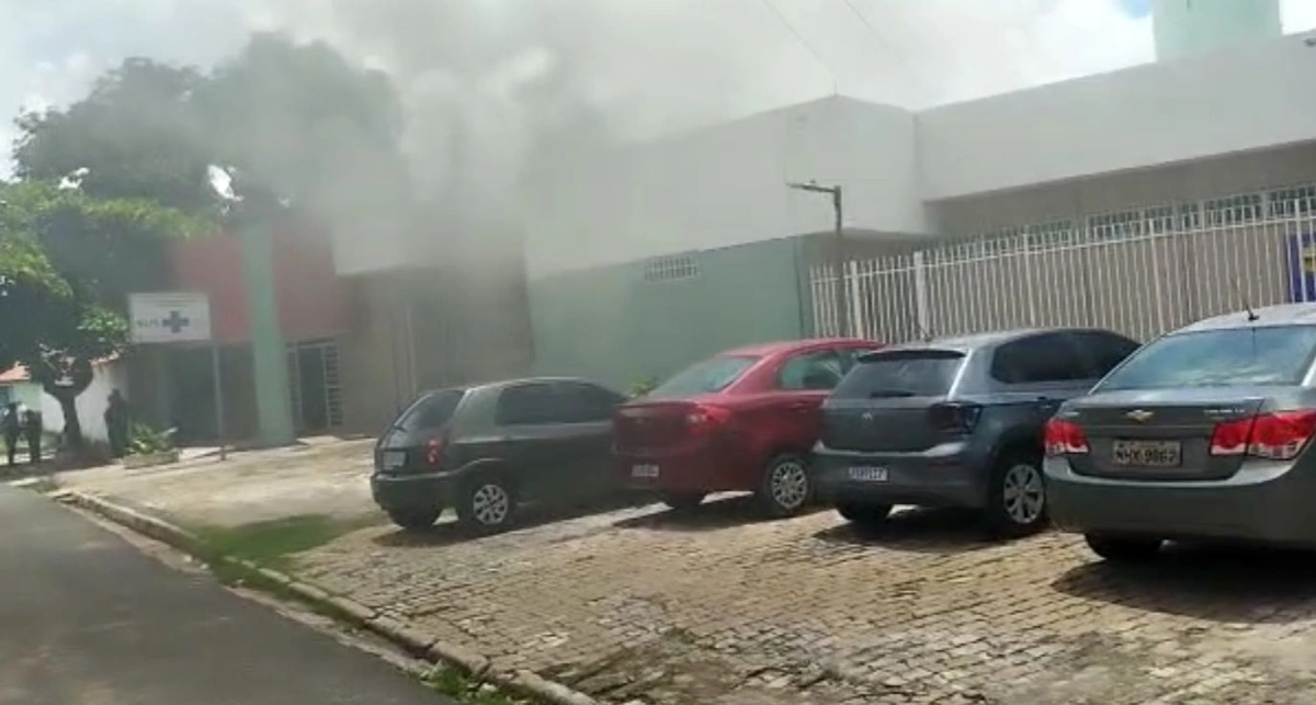 Incêndio atinge Hospital do Dirceu II, na zona Sudeste de Teresina