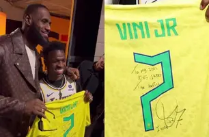 LeBron James recebe camisa da Seleção por Vini Junior (Foto: Reprodução)