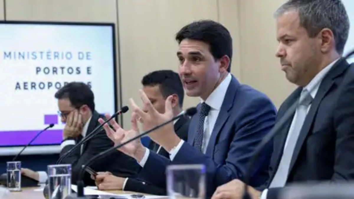 Ministro Silvio Costa Filho