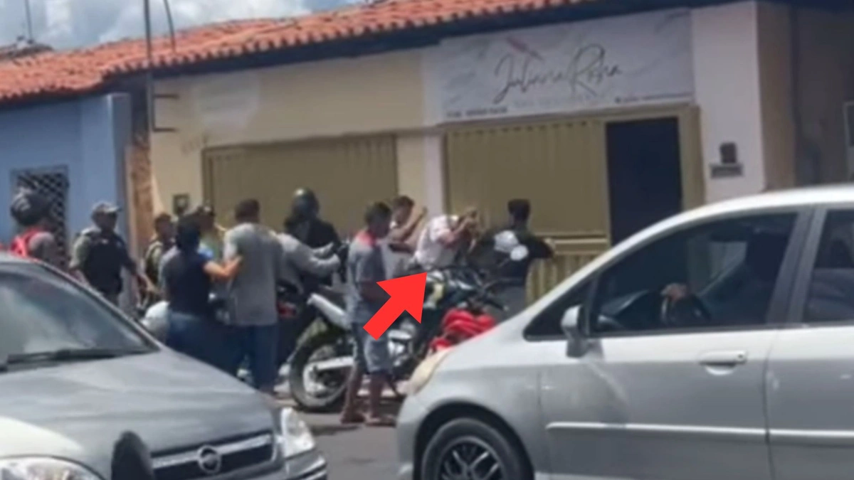 Motorista que atropelou várias pessoas em Teresina é espancado; estaria embriagado