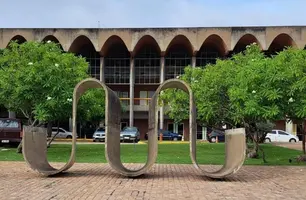 MP-PI quer saber se mãe de deputado é ‘funcionária fantasma’ na Alepi (Foto: Reprodução)