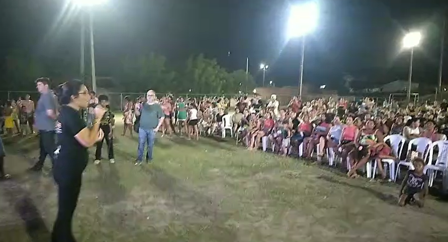 Prefeitura de Teresina realiza ação irregular com moradores do Parque Universitário