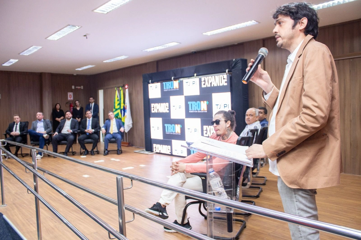 Professor Gildário Lima