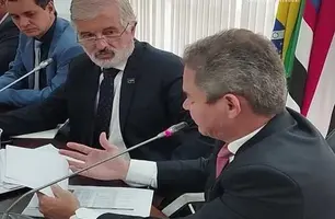 Reitor da UEMA promete curso de direito em Timon (Foto: Reprodução)