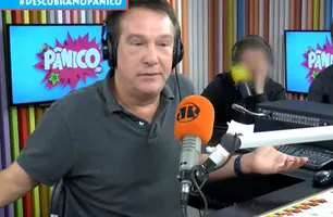 Apresentador do programa Pânico, Emílio Surita (Foto: Reprodução/ You Tube/ Pânico Jovem Pan)