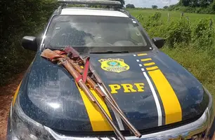 Armas apreendidas (Foto: Divulgação/PRF)