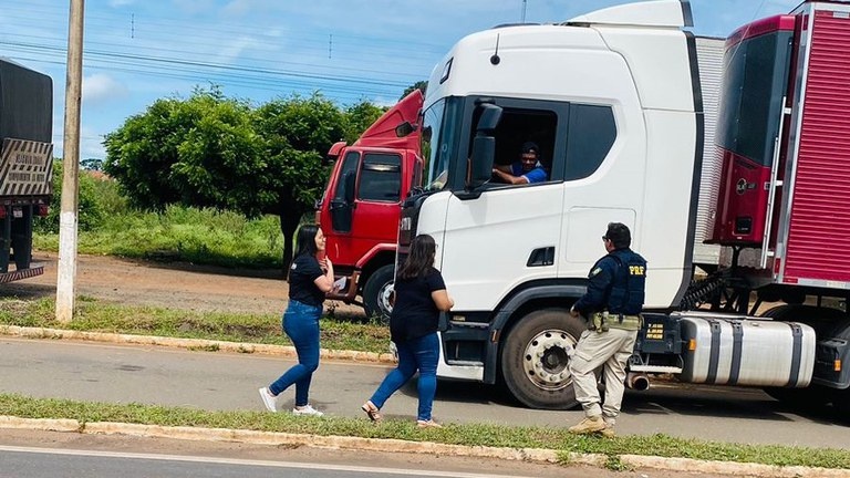 Campanha "Não feche os olhos"