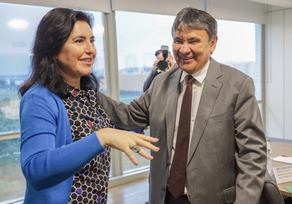 Ministro participa de evento em Teresina