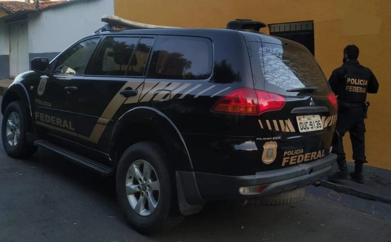 PF mira falsificação de diplomas em Teresina