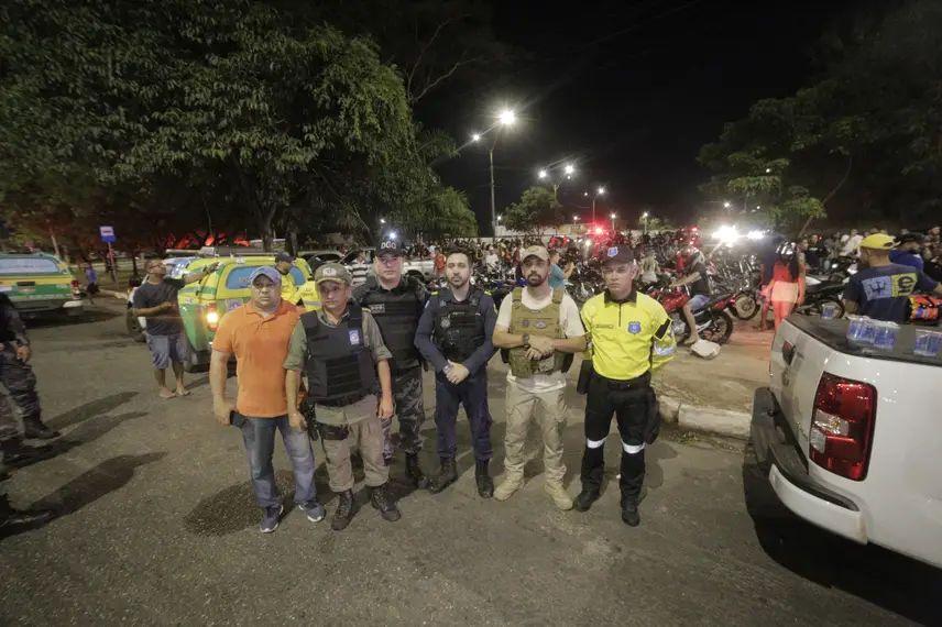 PM apreende dezenas de motos em operação para proibir 'rolezinhos' na Estaiada