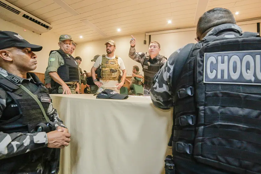 PM apreende dezenas de motos em operação para proibir 'rolezinhos' na Estaiada