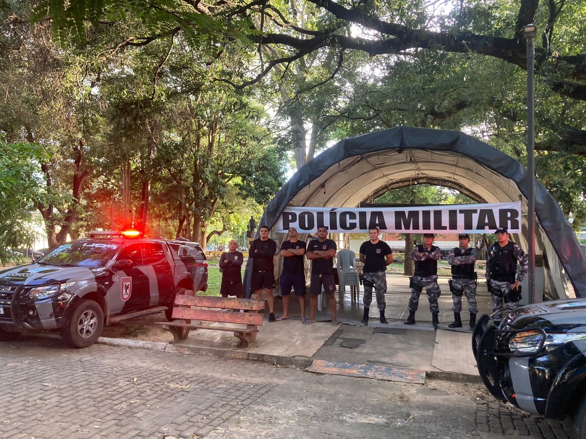 Posto de Comando na Praça da Bandeira