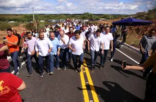 Recuperação da PI-249 (Foto: Divulgação/ Governo do Piauí)