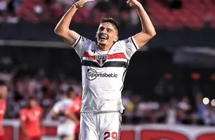 São Paulo faz 2 a 0 no Internacional e sobe para o G4 do Brasileirão (Foto: Reprodução/ Twitter)