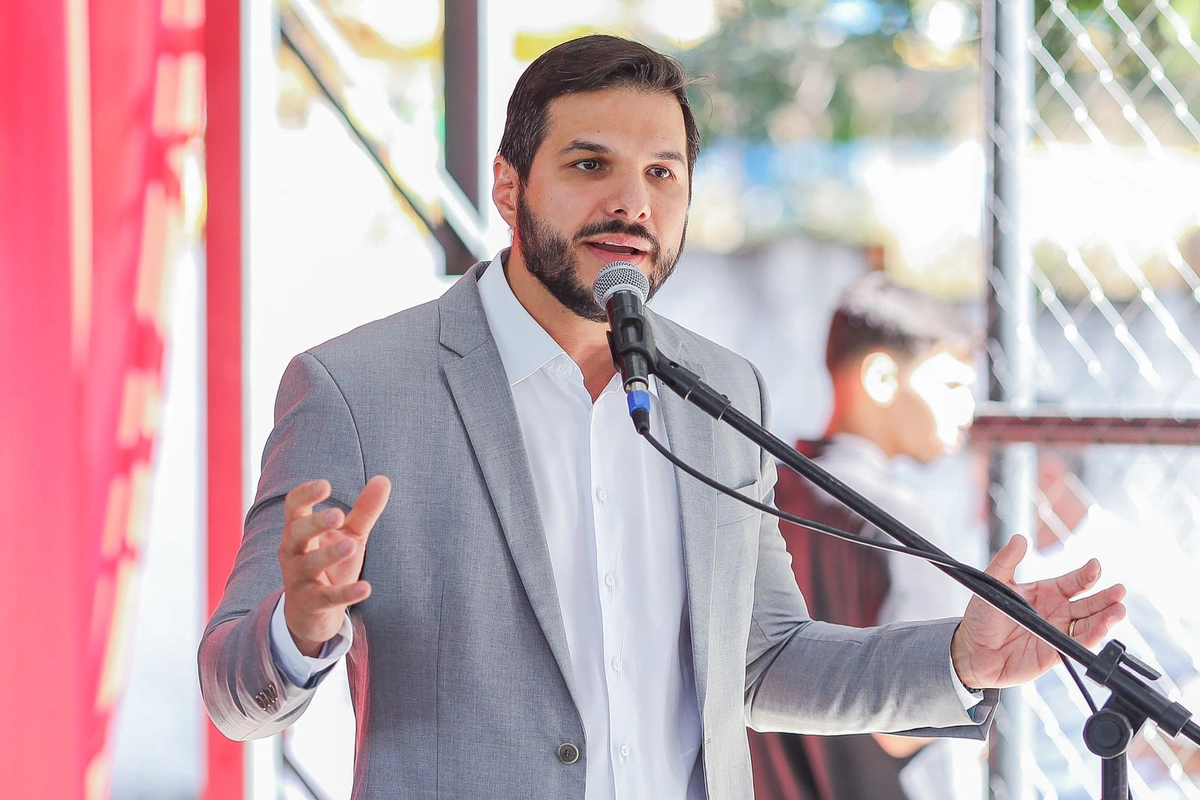 Secretário de Estado da Educação, Washington Bandeira
