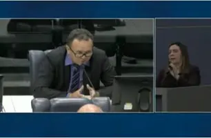 Vereadores do União Brasil trocaram farpas ao discutir sobre morte de jovens em confronto policial (Foto: Reprodução/Vídeo)