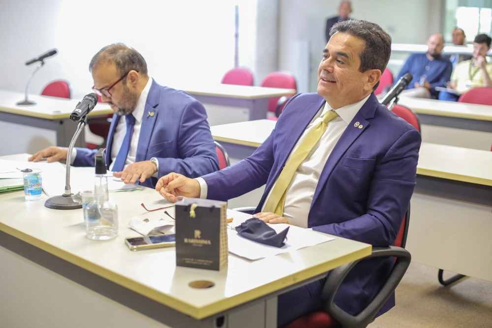 Deputado Henrique Pires (MDB)