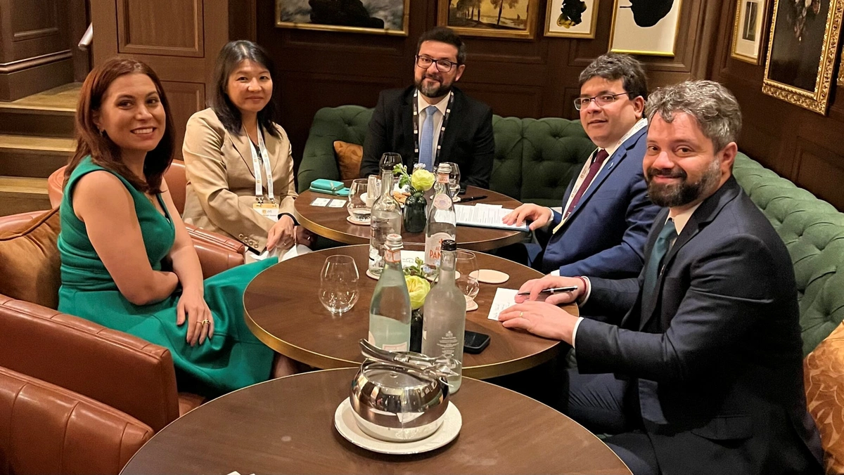 Encontro bilateral com Diep Nguyen-van Houtte