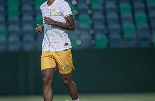 Gabriel Henrique em sua passagem pelo Brasiliense (Foto: Reprodução/ Twitter)