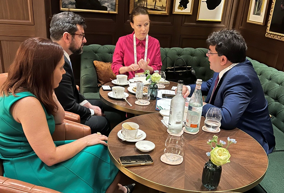 Governador esteve reunido com Kajsa Ryttberg-Wallgren, vice-presidente executiva da H2 Green Steel